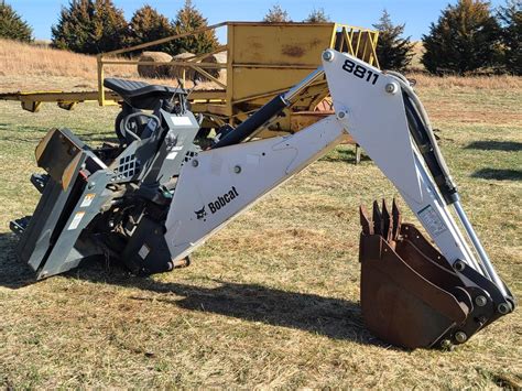 bobcat skidsteer backhoe attachment